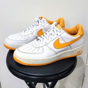 Nike Air Force One Low, White & Yellow, sz 12, with crease protectors.